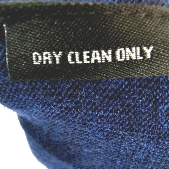 Kenneth Roberts NWT Men's L Blue Italy V-Neck Vest - Picture 9 of 11